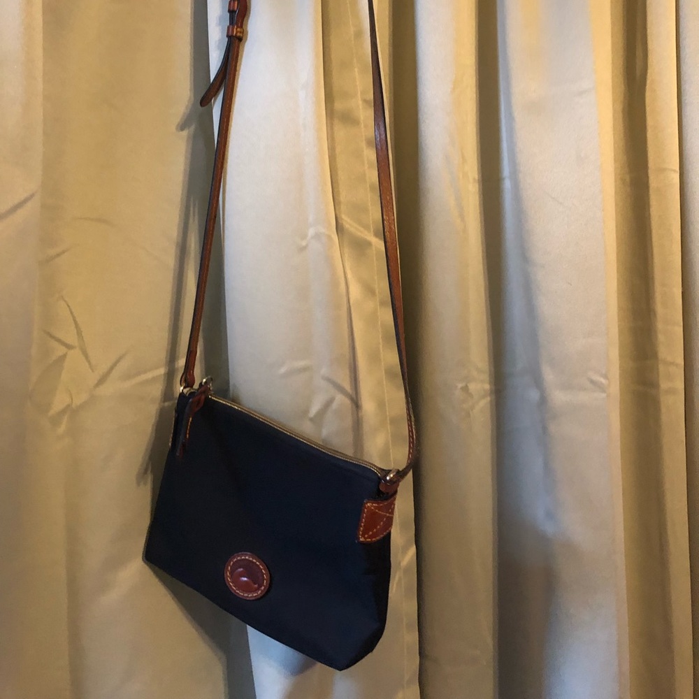Dooney and bourke crossbody